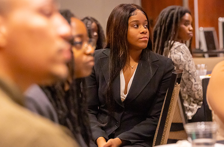 UL Lafayette student dressed professionally.